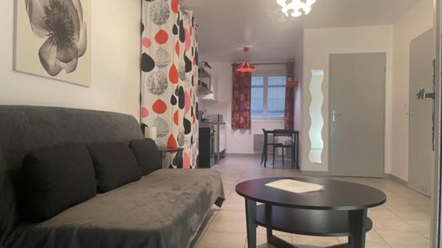 Le Rouget Lejlighed Beaucaire  Eksteriør billede